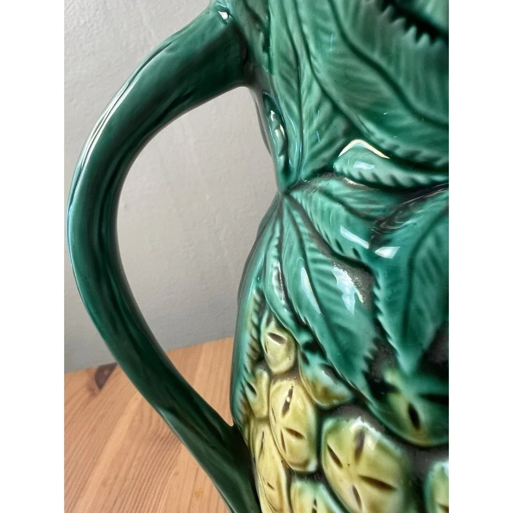 N/A vintage pineapple